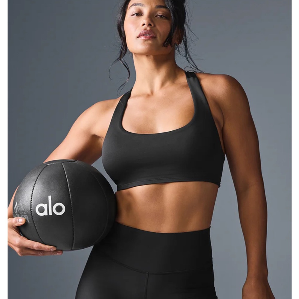 ALO Yoga Airlift Advantage Racerback Bra